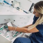 D-Understanding-why-no-shows-do-what-they-do-G1035676744